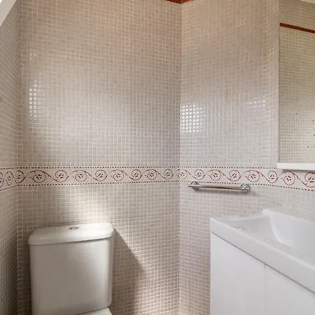 Stylish Private - Your Private Urban Escape In Hotell
